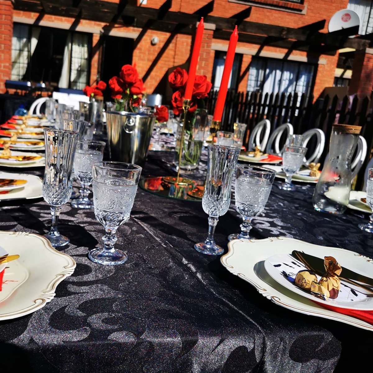 ogcornermag's tweet photo. Stephny Mokwai is a trend setter and a fearless entrepreneur. She is the founder and owner of Panachè Ent. which is an events decorations business based in Bloemfontein, Free State. Her vision for the business is for it to grow into a fully fledged entertainment company whereby https://t.co/BK34DW8d6k