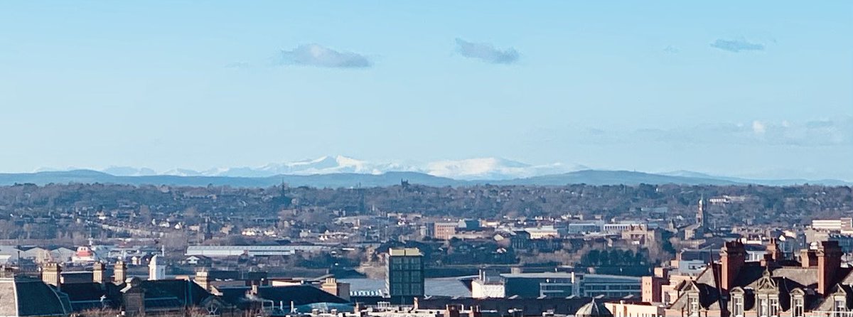 livunigeog's tweet photo. A rather pleasant and bijou morning coffee and snacks with colleagues and one hell of a view @livuniplanning @Env_Sci #regular #dothismoreoften https://t.co/wZkm4MVQ06