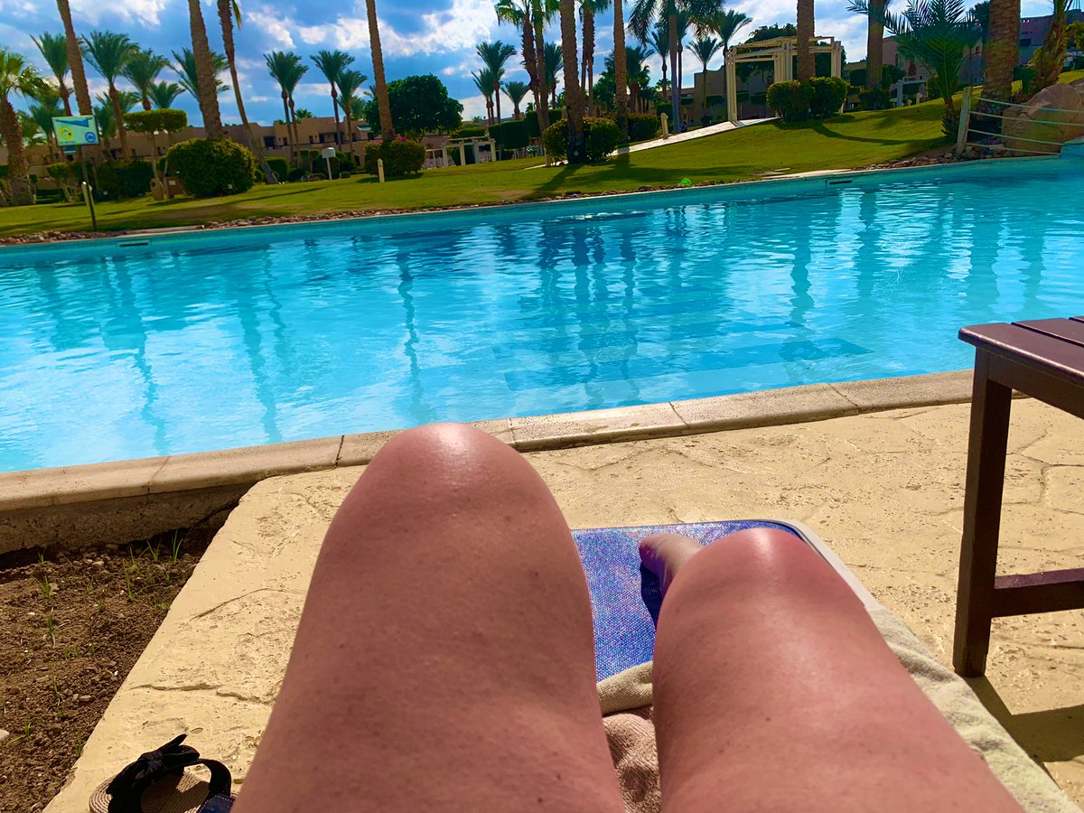 KellyMcDXOX's tweet photo. After the manic festive period @Scotambservice it’s time for some R&amp;R in the sun! ☀️🥂 #sas #holiday #ivehadworsemondays #999 #egypt https://t.co/DElVeGJcmB