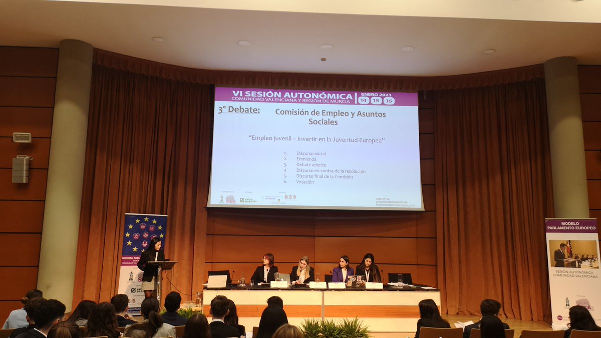 ComeniusCEducat's tweet photo. Assistim a la darrera sessió de la VIa edició, fase autonòmica, del #MEP23, Model Parlament Europeu, amb el nostre alumnat de 1r de Batxillerat. @GrupoSorollaEdu @caixapopular https://t.co/ph0ddCa9Cj
