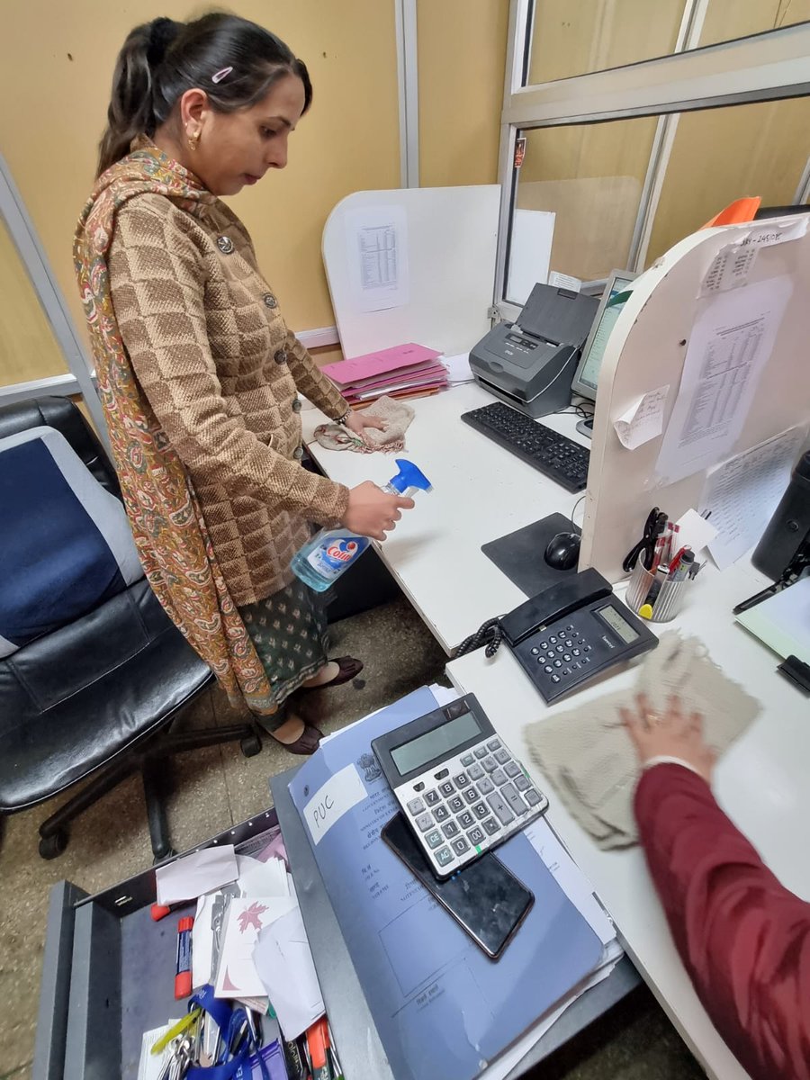 rpojammu's tweet image. RPO Jammu observed Swachhta Pakhwada from 1- 15 Jan 2023. All employees participated in various kinds of activities to make our environment greener, cleaner and better. #SwachhBharat2023