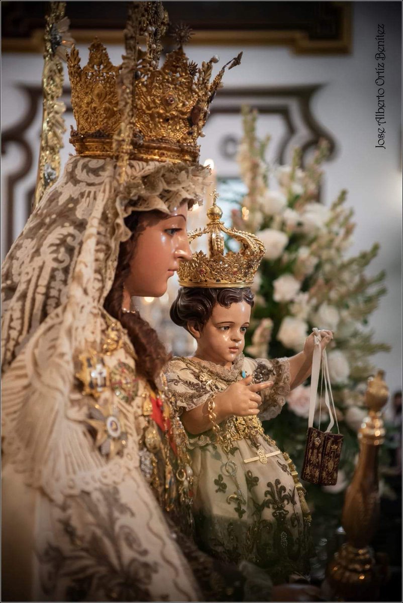 ArchCarmenSF's tweet photo. Primer 16 del año junto a nuestra Patrona la Santísima Virgen del Carmen Coronada.
📷 Jose Alberto Ortiz
#CarmenCoronada #LaIsladelCarmen #PatronadeSanFernando #AlcaldesaPerpetua #PatronadelaArmadaEspañola #CapitanGeneral https://t.co/nacWPMfKjs