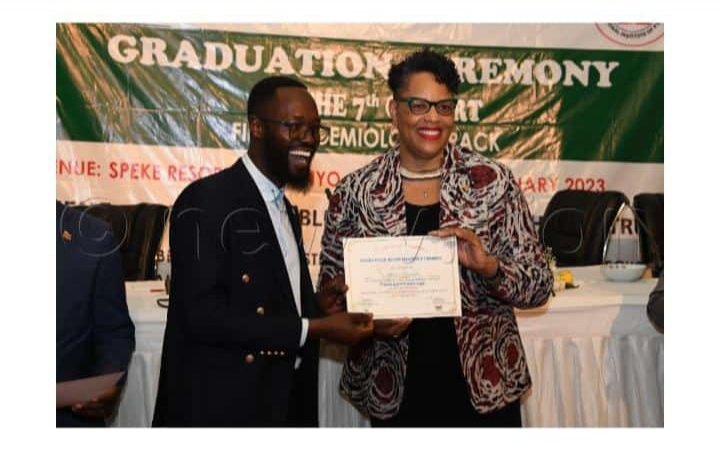 ShabanSenyange's tweet photo. Just completed a 2-year in service training in Advanced Field Epidemiology with the @MakSPH @MinofHealthUG @CDCgov . 
It's official now.... We are certified disease detectives 💯
#publichealth 
#zoonotics https://t.co/av2uH21JJg