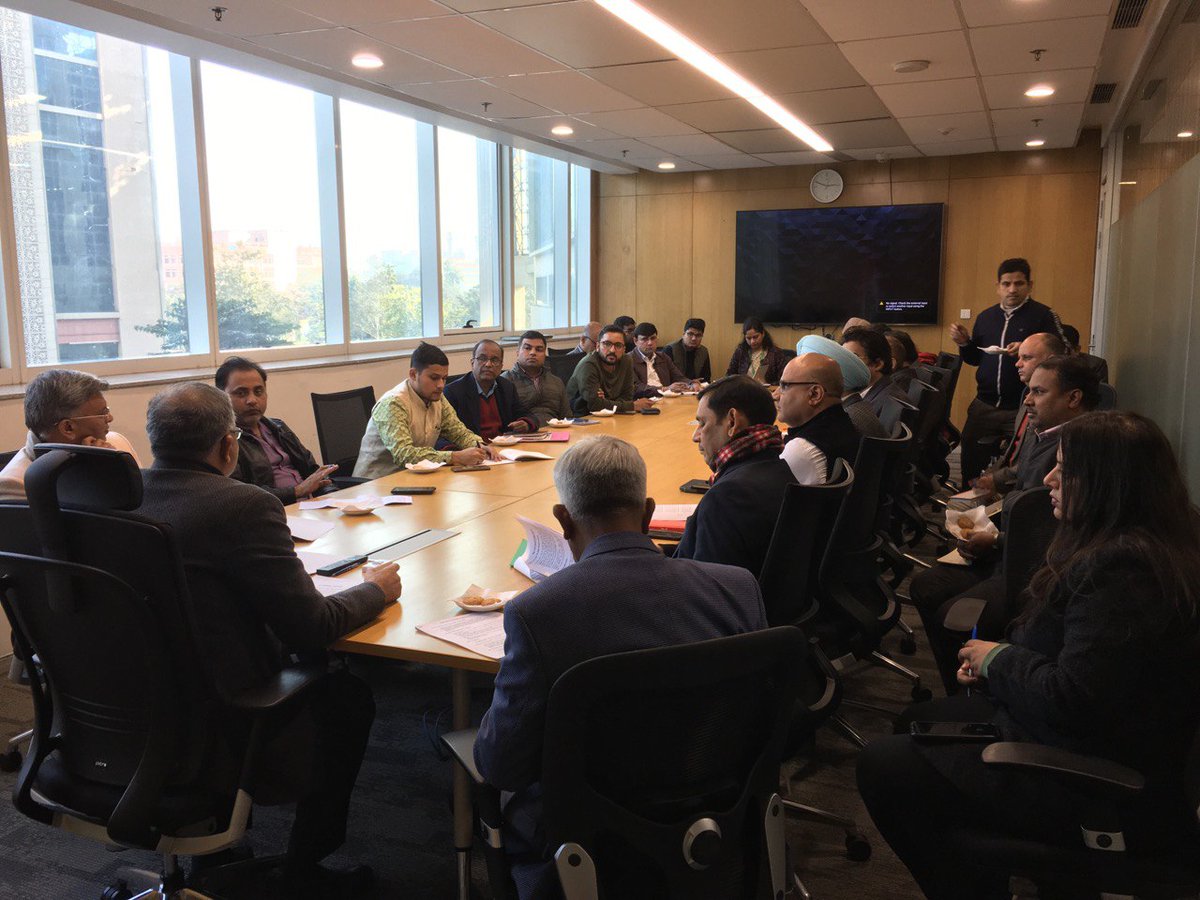MinOfCooperatn's tweet photo. In the meeting, the secretary emphasized the significance of setting up a National level Multi-state cooperative organic society, the importance of the global and Indian markets for organic products as well as the benefits of this society to farmers.

@PIB_India
@pibcooperation https://t.co/4AXooOCdaf