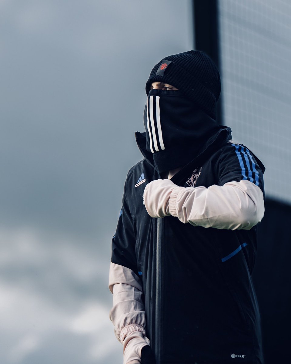 ManUtd's tweet photo. Guess Who difficultly level: expert 🎚️🧐

#MUFC || #PL https://t.co/Gz8NEfhVdJ