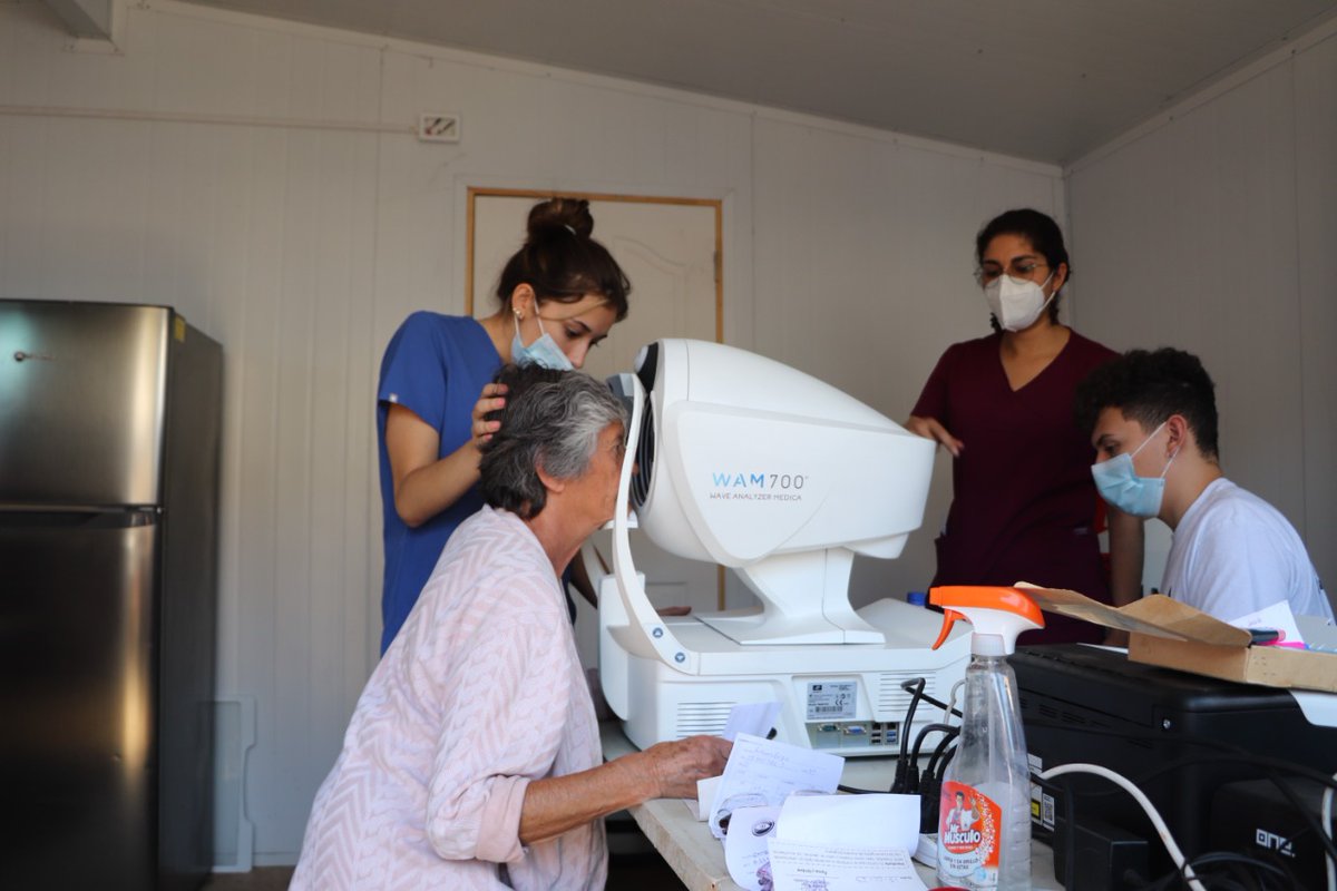 SSVinaQuillota's tweet photo. Tercer operativo de salud entregó atención a más de 200 personas de las áreas afectadas de Forestal y Nueva Aurora en Viña del Mar, a través de una alianza entre el COLMED Chile junto al SSVQ, Hospital Dr. Fricke  y la Municipalidad de Viña del Mar.

https://t.co/yUqwDso1Hx https://t.co/FLjT6rzNBv