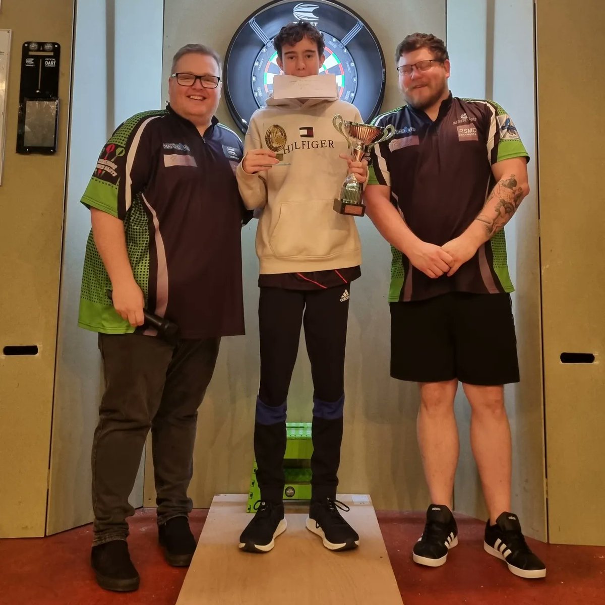 A fantastic advert for North East Youth Darts as Northumberland's Dan Stephenson retains the title of Under 18s Grand Slam Champion beating the fantastic Lewis Mayes in a high-quality final. <a href="/TargetElite1/">Target Elite 1</a> <a href="/lorraine180/">lorraine winstanley</a>
<a href="/TargetDarts/">Target Darts</a> @JDCdarts