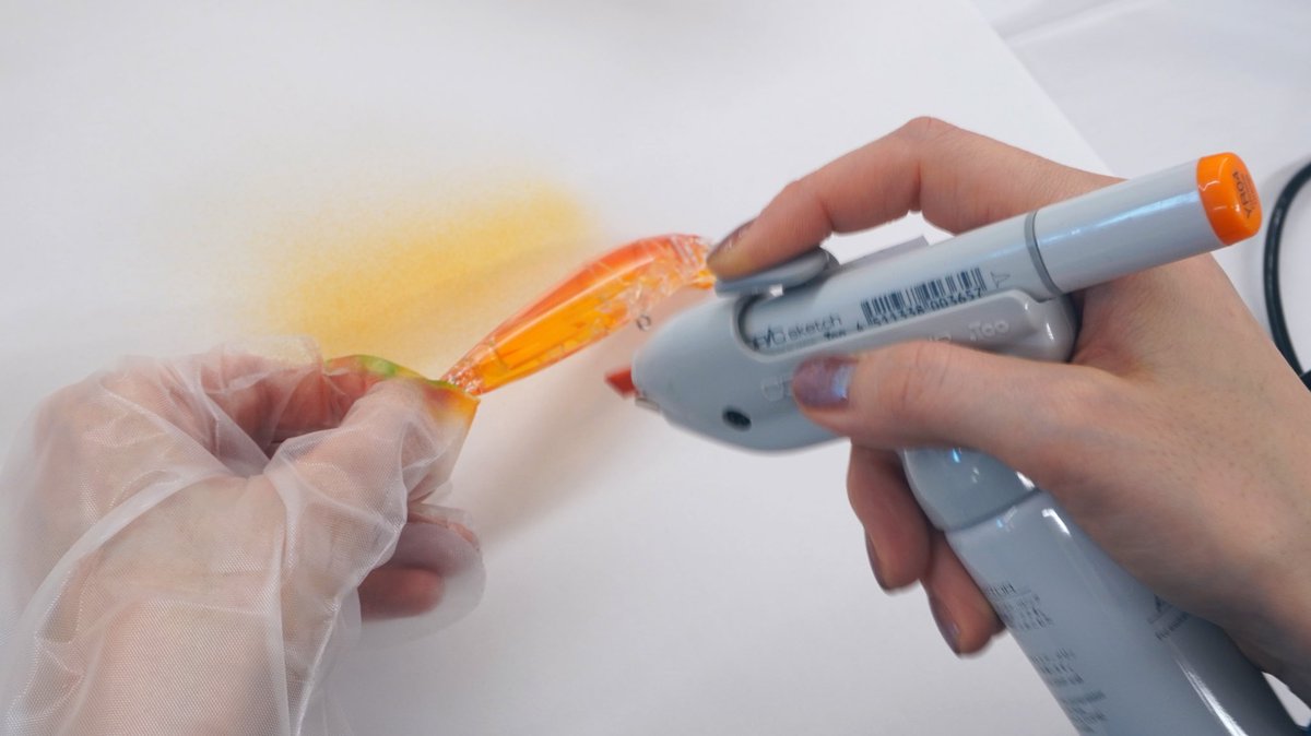 マーカーであるコピックスケッチを エアブラシに変えることができる