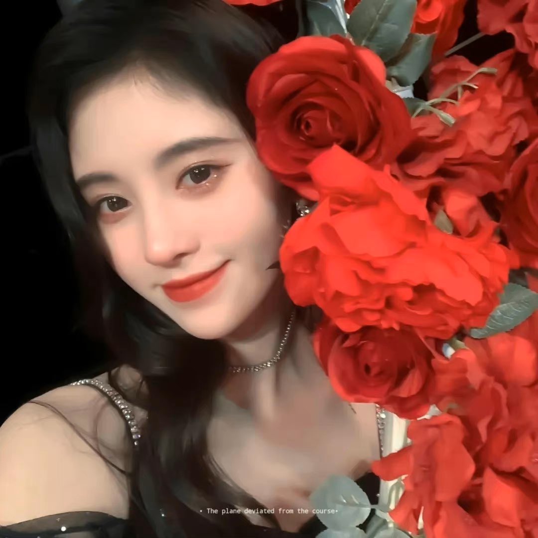 🍉 Female centric costume drama “Qing Yun Tai/ 青云台”
Female Lead (in contact): #ZhaoLusi or #JuJingyi

#Cpop