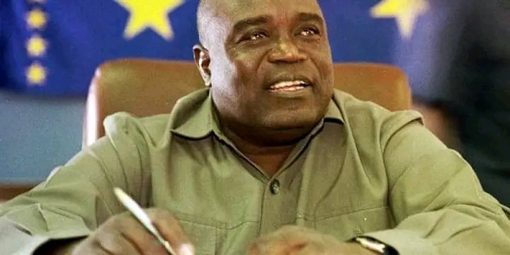 JacobMbangi72's tweet photo. Ne jamais trahir le Congo ! 🇨🇩 https://t.co/9m3QOCtQEc