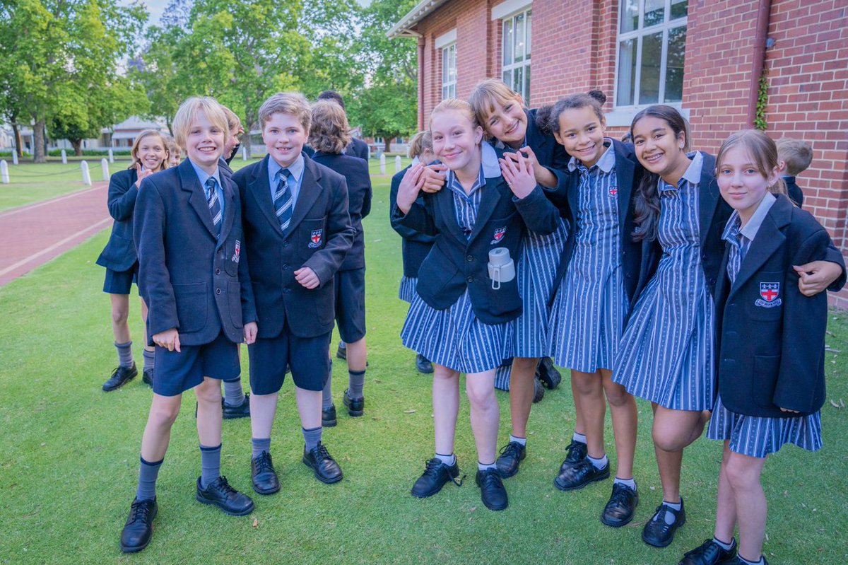 Year 7 Academic and Music Scholarship applications are now open for 2024 entry. Limited places available.

ggs.wa.edu.au/enrolment/scho… 

Open until Friday, 10 February, 2023.