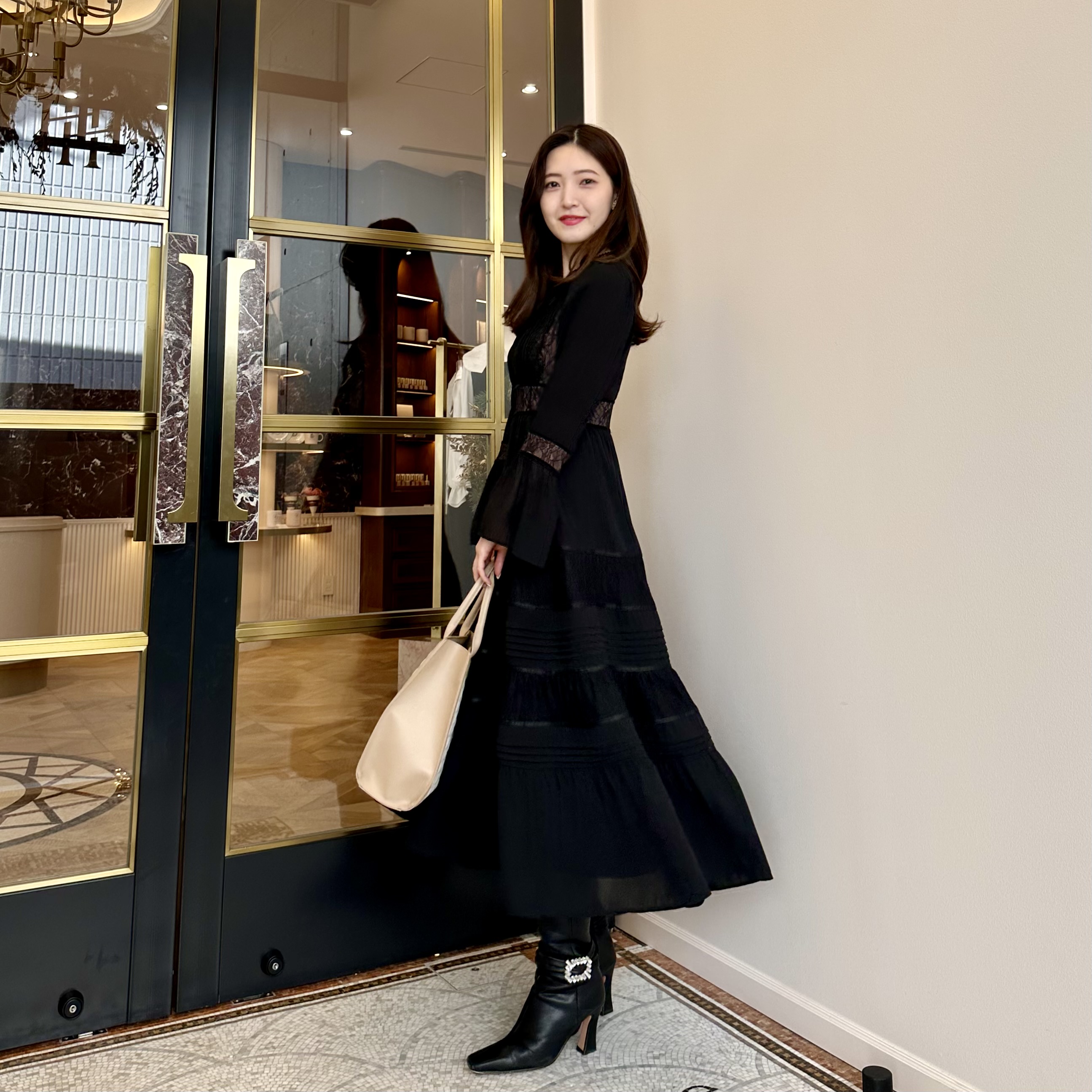 Her lip to】Social Lace Trimmed Dress Her lip to】Social Lace Trimmed Dress