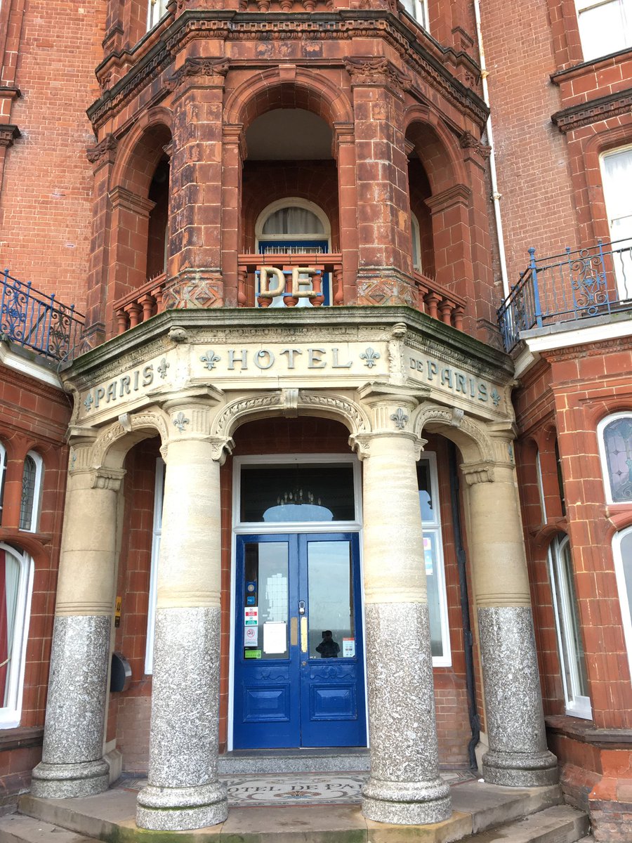 mutley7781's tweet photo. 👀 Hotel de Paris #Cromer #Norfolk
* Grand entrance to Hotel de Paris, remodelled by #Norwich architect, #GeorgeSkipper
He incorporated the Albert Hotel & Belle Vue Hotel into his new hotel of 1894
* Entrance mosaic
* The bay window of the former Belle Vue Hotel
#MosaicMonday https://t.co/ws0XsSBEZ7
