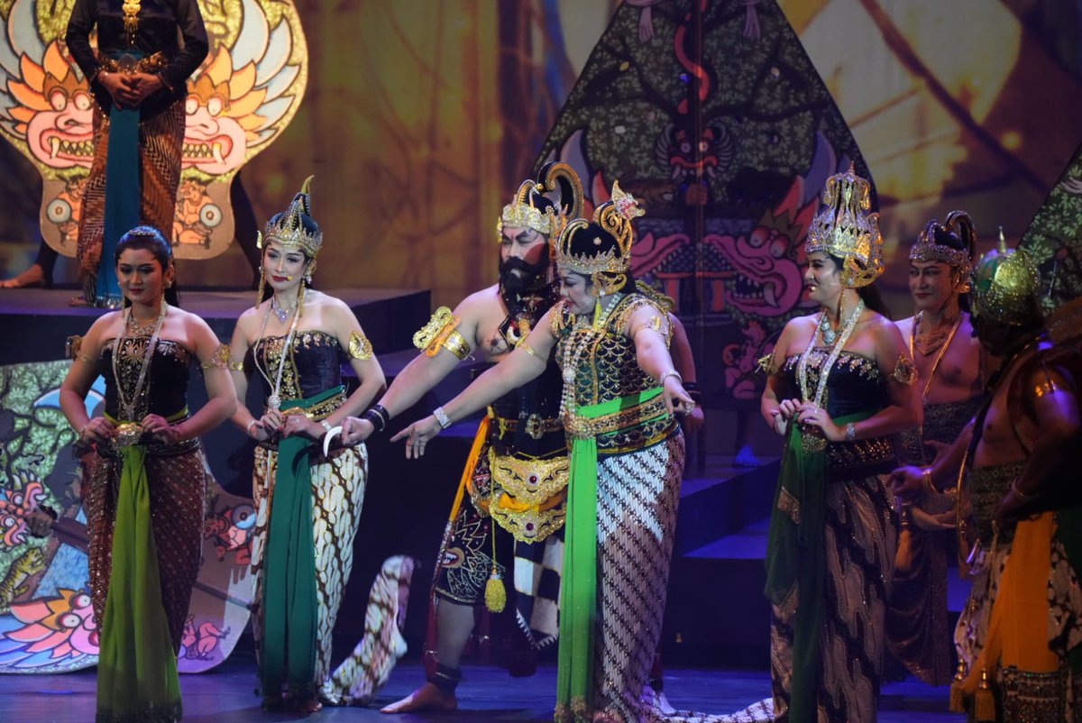 Puspen_TNI's tweet image. Panglima TNI : Pagelaran Wayang Orang, Asli Budaya Indonesia Harus Dilestarikan

Selengkapnya di  👉 tni.mil.id/view-224234-pa…

#tni #p5tni #kasad #kasal #kasau #kapolri  #puspentni