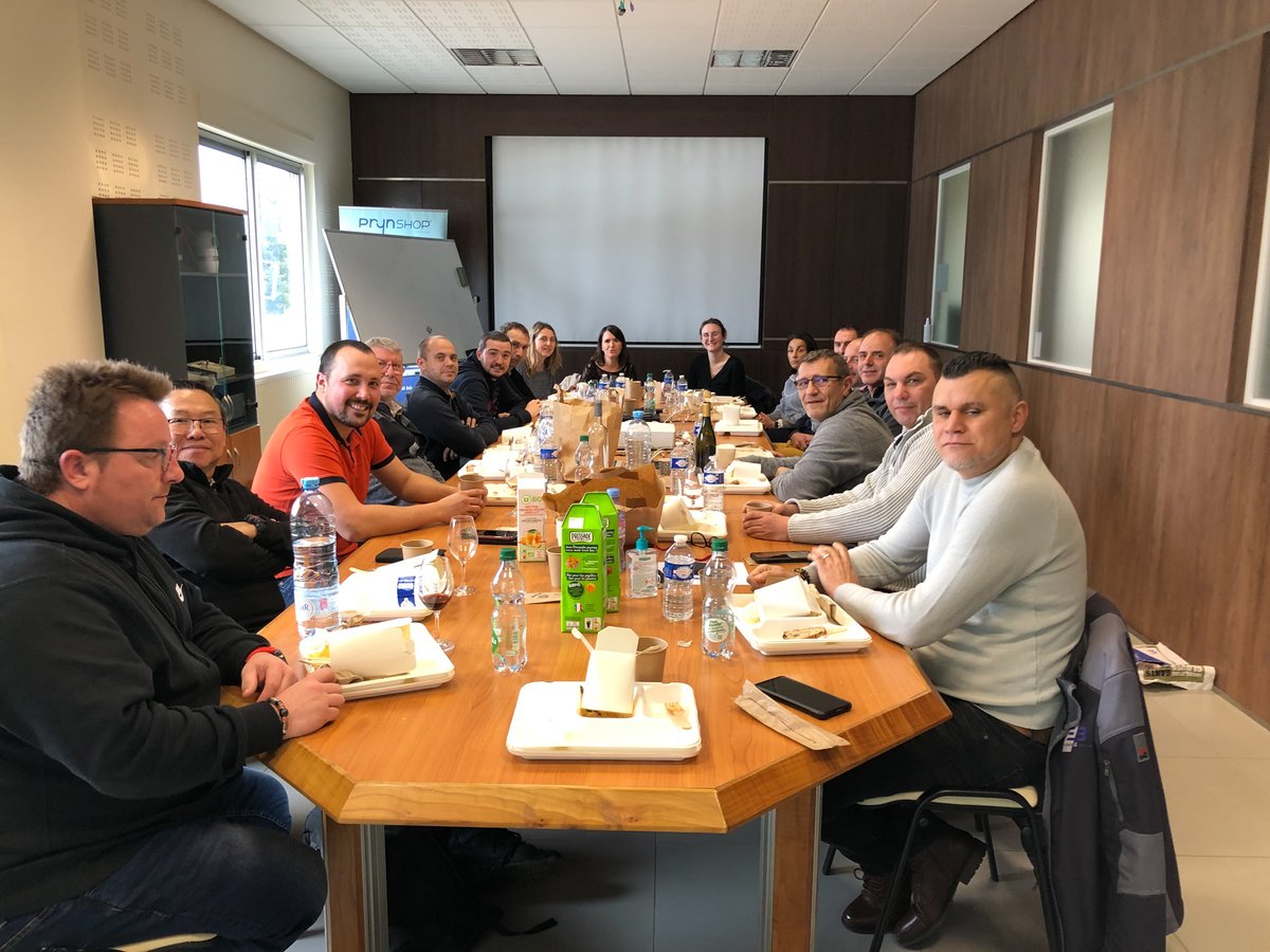 📅 Jeudi dernier se tenait une réunion des équipes #Vigilec, marque du Groupe #TEB, pour les agences de 📍 Corpeau et Dijon.

Merci à tous pour votre présence, votre engagement et votre bienveillance ! En route vers de nouveaux projets #sécurité 🔒🚀