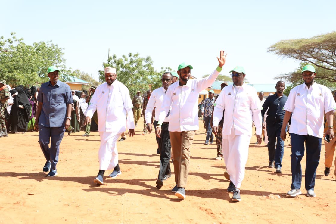 MohamedAKhalif's tweet photo. We have landed in the Ramo, Mandera North  sub-county and started the program as planned. Thank you all for joining us today to witness this event of immense importance for our youth, parents, and the education sector. https://t.co/MQ3R43OUsi