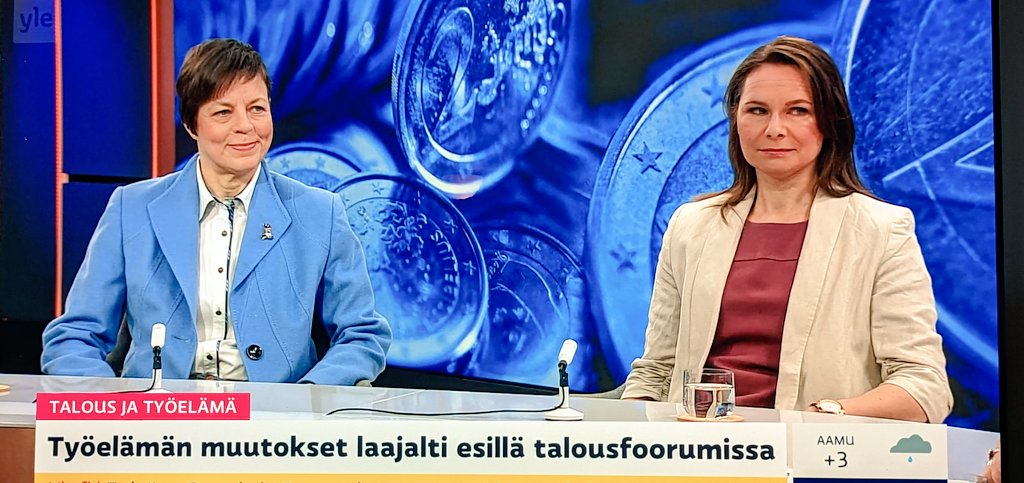 Pinja Ryky (@pinjaryky) on Twitter photo Suomessa #tuottavuus riippuu työhyvinvoinnista - emme kilpaile suorittamisesta Kiinan kanssa.
➡️Johtamisessa tulisi etätyöstä huolimatta varmistaa #hyvinvointi, #osaaminen ja #oppiminen, joka uudistaa toimintaa. <a href="/SinimaariaRanki/">Sinimaaria Ranki</a> <a href="/tyoterveys/">Työterveyslaitos</a> ja <a href="/PaiviPuonti/">Päivi Puonti</a> <a href="/EtlaNews/">EtlaNews</a> Ylen aamussa. Suomessa #tuottavuus riippuu työhyvinvoinnista - emme kilpaile suorittamisesta Kiinan kanssa.
➡️Johtamisessa tulisi etätyöstä huolimatta varmistaa #hyvinvointi, #osaaminen ja #oppiminen, joka uudistaa toimintaa. <a href="/SinimaariaRanki/">Sinimaaria Ranki</a> <a href="/tyoterveys/">Työterveyslaitos</a> ja <a href="/PaiviPuonti/">Päivi Puonti</a> <a href="/EtlaNews/">EtlaNews</a> Ylen aamussa.