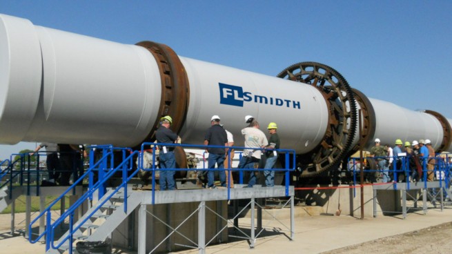 im_mining's tweet image. .@FLSmidth signs deal with @SIBSTILL’s #Keliber to supply #pyroprocessing equipment for the project&apos;s #lithiumhydroxide refinery in #Kokkola, #Finland; the 2-stage preheater #rotarykiln is a state-of-the-art system to facilitate #spodumene phase conversion bit.ly/3CUjtvh
