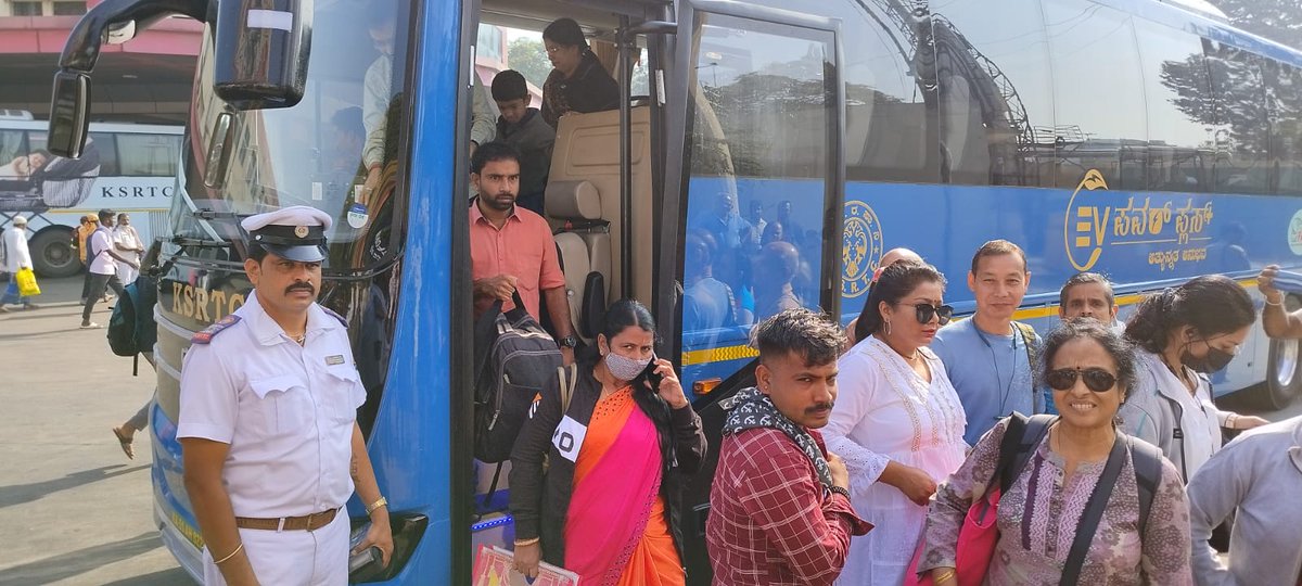 ChristinMP_'s tweet photo. ⚡KSRTC EV power plus (Olectra), 1st inter-city bus service 🚃

Origin @ 7:30am: KBS in Bengaluru. 96% 🔋
Destination @ 9:45am: Mysuru: 61% 🔋

Consumption (SOC)%: 35% 🔋
Distance: 150Km
Total passengers: 35 @KSRTC_Journeys https://t.co/1VIevQoUAG