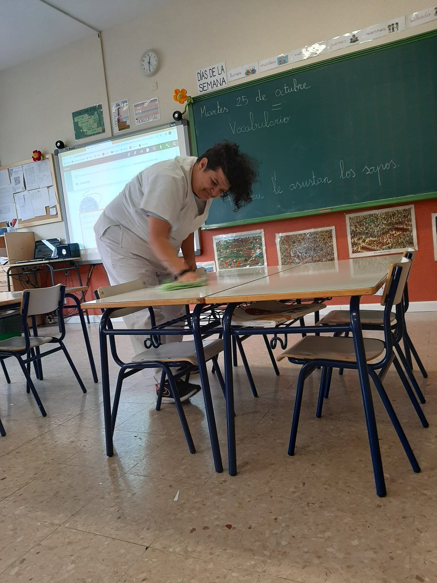 ceesur_es's tweet photo. 👉Tras el revuelo organizado por la posibilidad de la eliminación de los incentivos a la contratación de las personas con discapacidad, el gobierno mantiene finalmente las #bonificaciones 👇
#EmpleoYDiscapacidad
https://t.co/kZkNrGR7Tr https://t.co/p8HCP2zqBD