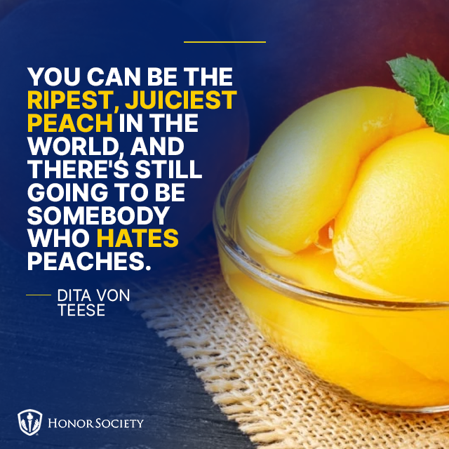 HonorSociety's tweet image. You can't make everyone happy, but you can make yourself happy by staying true to yourself. 💙

#beyourself #realisrare #staytrue #youmatter #personalgrowth #selfawareness #confidence