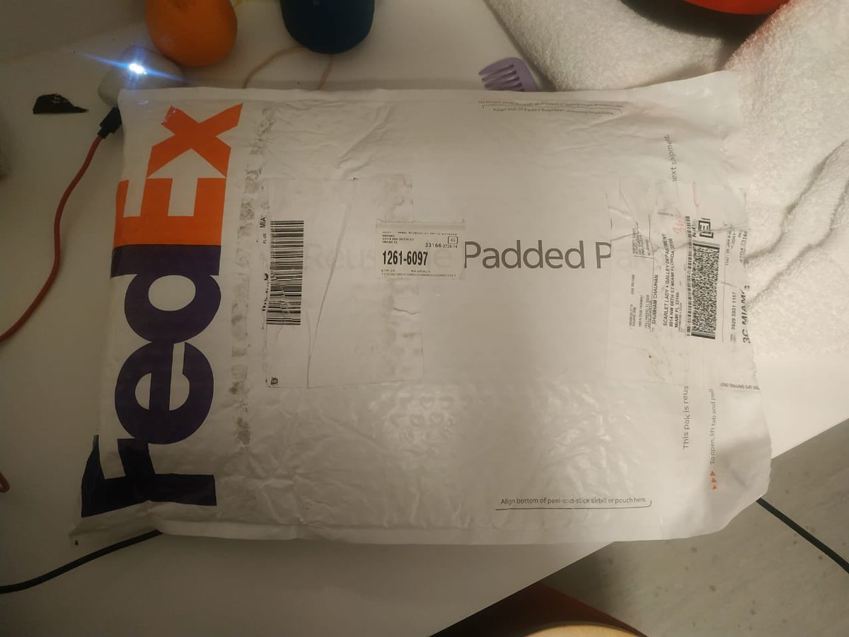 VarshaJ59's tweet photo. We are really disappointed as I ordered iPhone 11pro max through Amazon and box was empty. We complained by app but they said we can’t help you we contact courier they said it’s not their fault.kindly see https://t.co/y4bLelMMVF