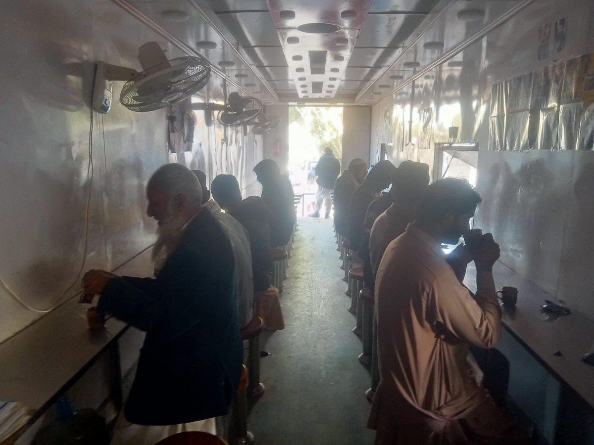 jdcfoundationpk's tweet photo. The world's largest JDC Free Mobile Restaurant, located outside Jinnah Hospital, is currently serving lunch
.
.
#jdc #jdcfoundation #jdcfreemobilerestaurant #jinnahhospital #karachi #donate #support #joinhandswithdc https://t.co/ak11krNhSV