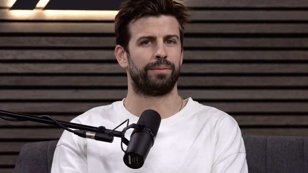 latorredebcn's tweet photo. Gerard Piqué ho torna a fer a la Kings League 🧐
https://t.co/SDAGVvaRMi
#gerardpique #casio #twingo #shakira #Pique https://t.co/ZM2PuZ0lAS