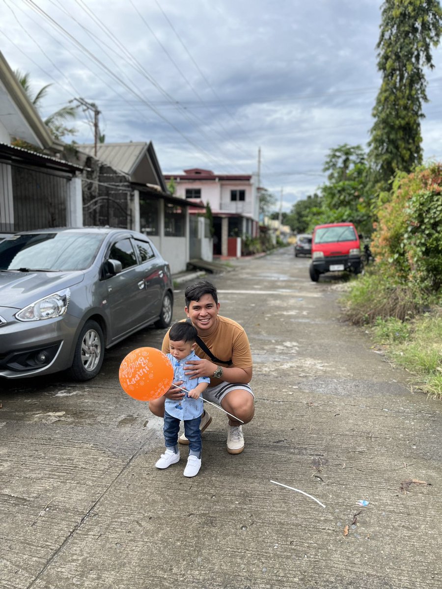 wiviannetc's tweet photo. Daddy’s workout: gukod gukod kay Alas 🏃🏻‍♂️ https://t.co/uIvSFdY1fa