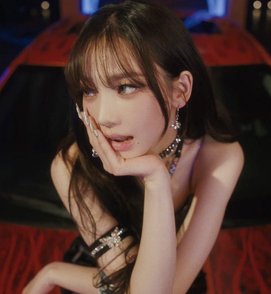 KarinaWW_'s tweet photo. #️⃣ | DROP THE TAGS IF YOU'RE READY FOR STAMP ON IT KARINA! 

GODDESS LEVEL KARINA 
#GOT_StampOnIt @GirlsOnTop_SM 
#KARINA #갓빝_StampOnIt_오늘6시 https://t.co/mBFr2zKprJ