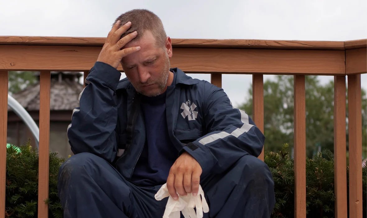 TheSecretList's tweet photo. IN SERIOUS TROUBLE. Op-ed: EMS departments across the nation continue to face staffing, retention problems.
https://t.co/SAwddrsPit @EMS1 @jemsconnect @IAFCEMS #ems #emt #Paramedic #Emergency https://t.co/zqvJXsrn1n