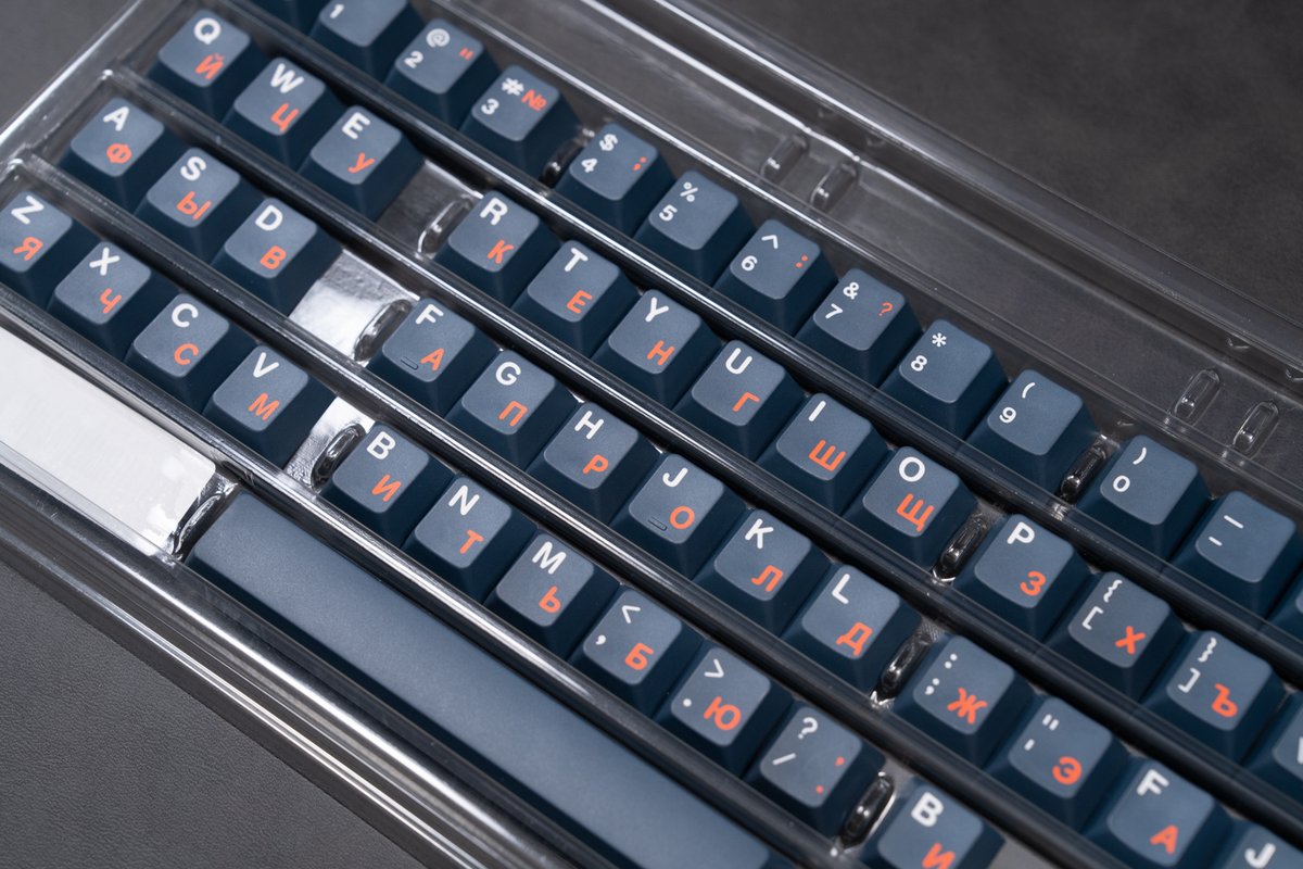 fzoi77's tweet photo. ・CHERRY SPELLBOOK
・CHERRY COPPER
・SHURIKEY Matrix-01 R2
・ePBT Be The One
追加しました

CHERRY COPPERは絶対買い

【キーボード】購入したキーキャップまとめ【レビュー】 https://t.co/itCgGeDsTP 

#keycaps #keycapset #geekhack #keyboard #ePBT https://t.co/0Tk1kRqZC9