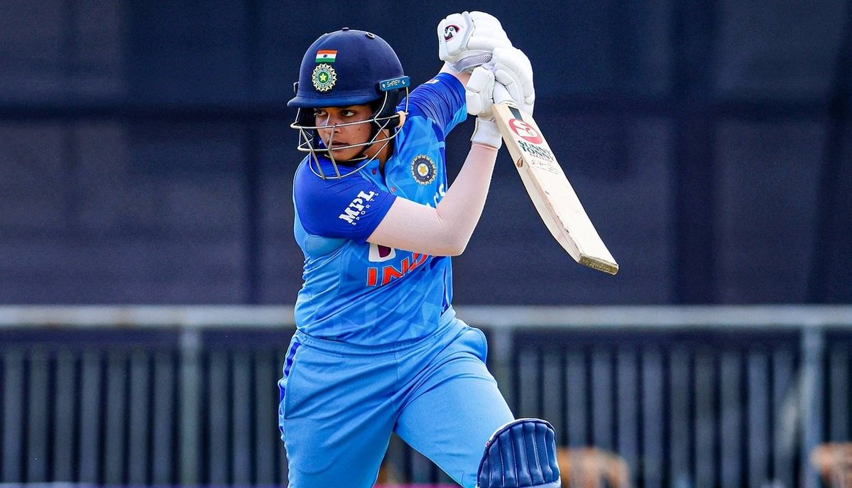 SPORTYVISHAL's tweet image. Shefali Verma is the hitman Rohit Sharma of the women&apos;s team, the way she always hits sixes and fours for fun is amazing. And I am really amazed to see her brilliant innings today in U19 WC on #Fancode.  #INDvsUAEonFANCODE