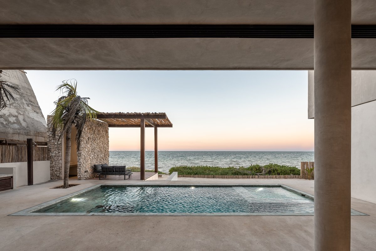 archidiamonds's tweet photo. Tunich House in Mexico by Ápiron https://t.co/YgeNaA2QdW

#design #architecture #picoftheday #amazingarchitecture #style #nofilter #architect #arquitectura #luxury #concept #life #cute #architettura #interiordesign #photooftheday #love #travel #instagood #fashion https://t.co/63CNJKkcs3