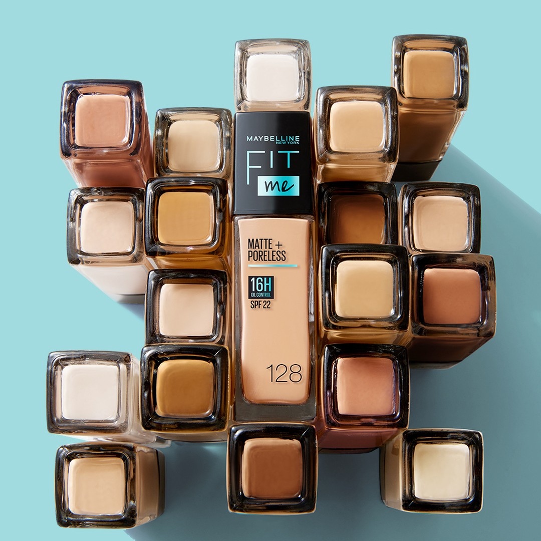 MaybellinePH's tweet photo. The foundation that can handle your hustle! 💦 Up to 8X better oil control, #FitMeAerogel has your back! What's your Fit Me foundation shade? ✨ #FitMePower https://t.co/ql8xtErOHc