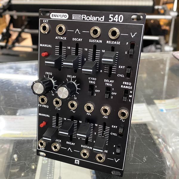 digimartnet's tweet photo. SYSTEM-700とSYSTEM-100Mをモチーフにしたフルアナログのシンセ・モジュール。
Roland SYSTEM-500 540 at #ECHIGOYAMUSIC on #digimartnet
https://t.co/HotASfZzhi
#synthesizers #シンセサイザー #シンセ #roland https://t.co/XIIAEYb7NA
