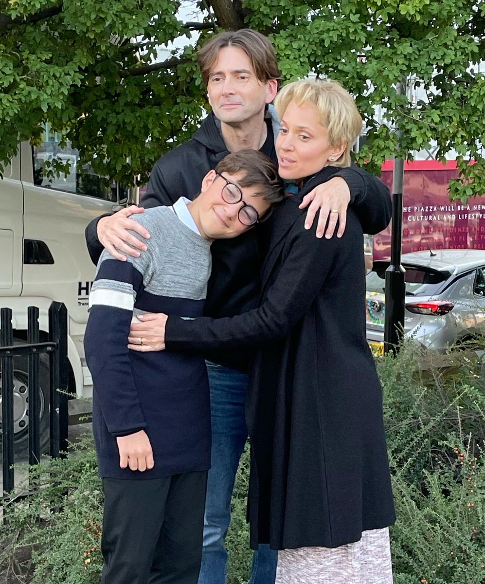 BlaevTemi's tweet photo. With my onscreen family played by super talented David Tennant and Margarita Levieva.
Film Director: Jim Field Smith
#davidtennant #itvx #itv #sundancenow https://t.co/3CEQRYTi9T