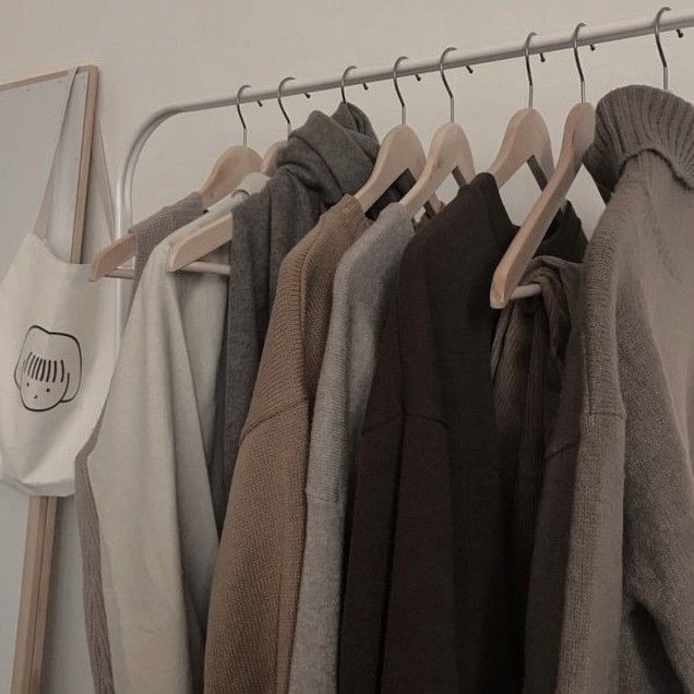 263juta's tweet photo. BASICS YOU NEED IN YOUR CLOSET

— a thread https://t.co/QwvuZNmvuQ