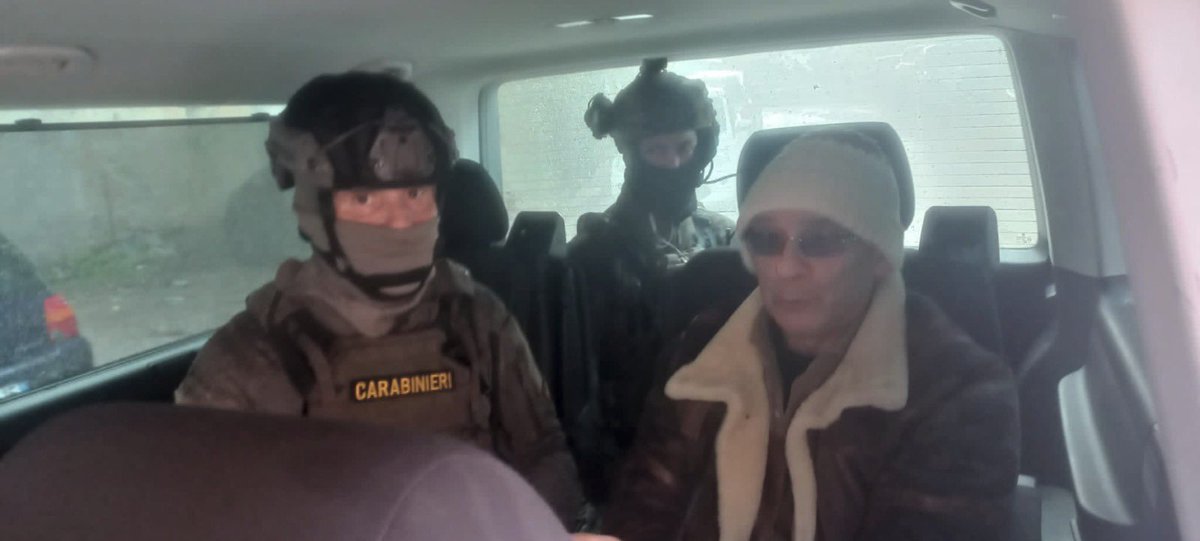 putino's tweet photo. Questa è la foto di Matteo Messina Denaro appena arrestato questa mattina dai Carabinieri del ROS di Palermo. https://t.co/Dl5lFEXmlq