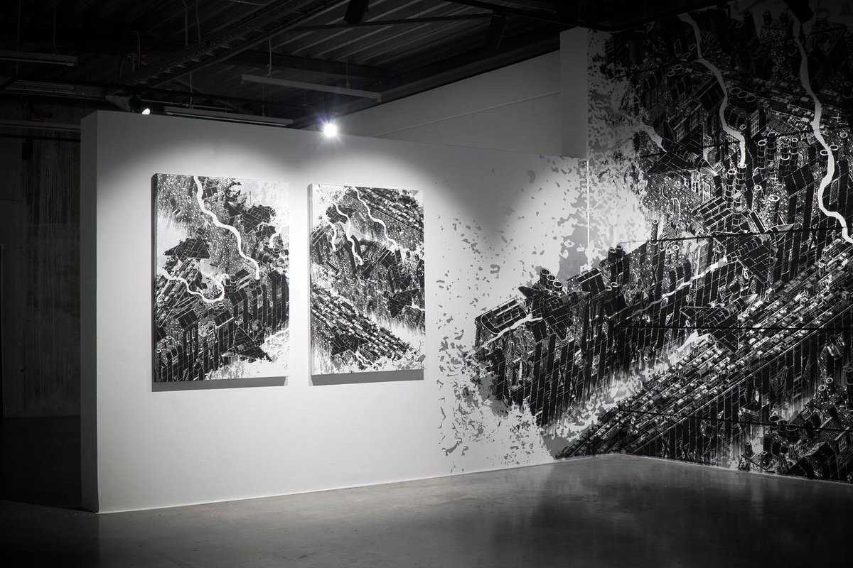 m_city_waras's tweet photo. #thesedays #welcomeback #colabgallery #wellamrhein #silver #black #mariuszwaras #mcity #mural #graffiti #streetart #stencilart #contemporaryart #urbanart @m_city_waras @Colab_Gallery https://t.co/dZav8aCJhl