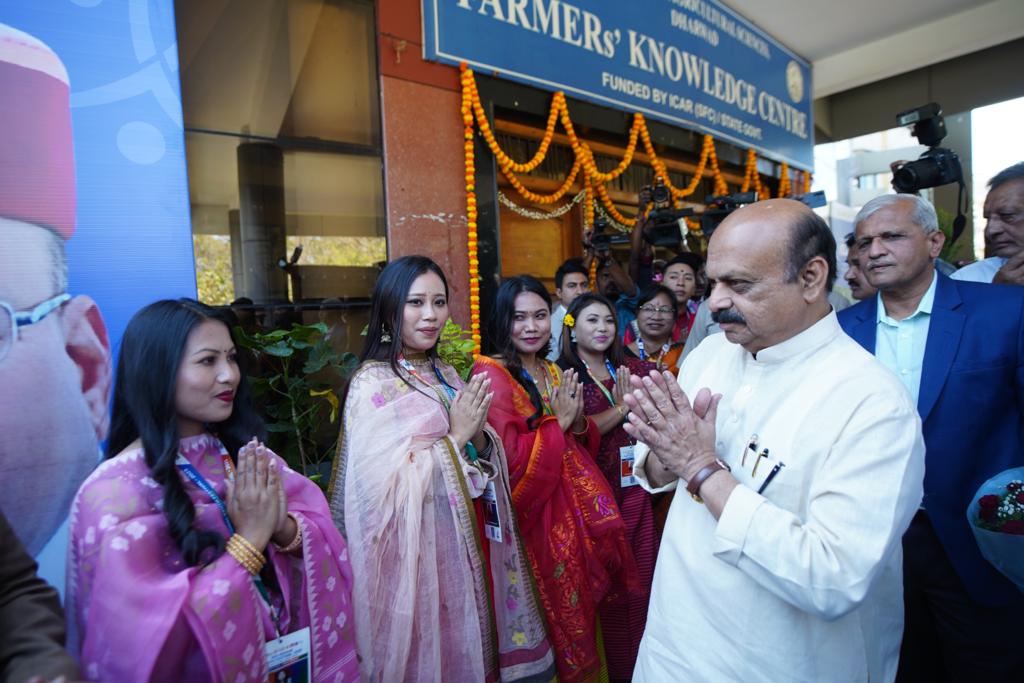 Karnataka Chief Minister, Basavaraj Bommai presided over the closing ceremony at the National Youth Festival 2023, Hubballi-Dharwad! We thank all the participants for making the festival a huge success.
.
.
.
#NYF2023
#NationalYouthFestival