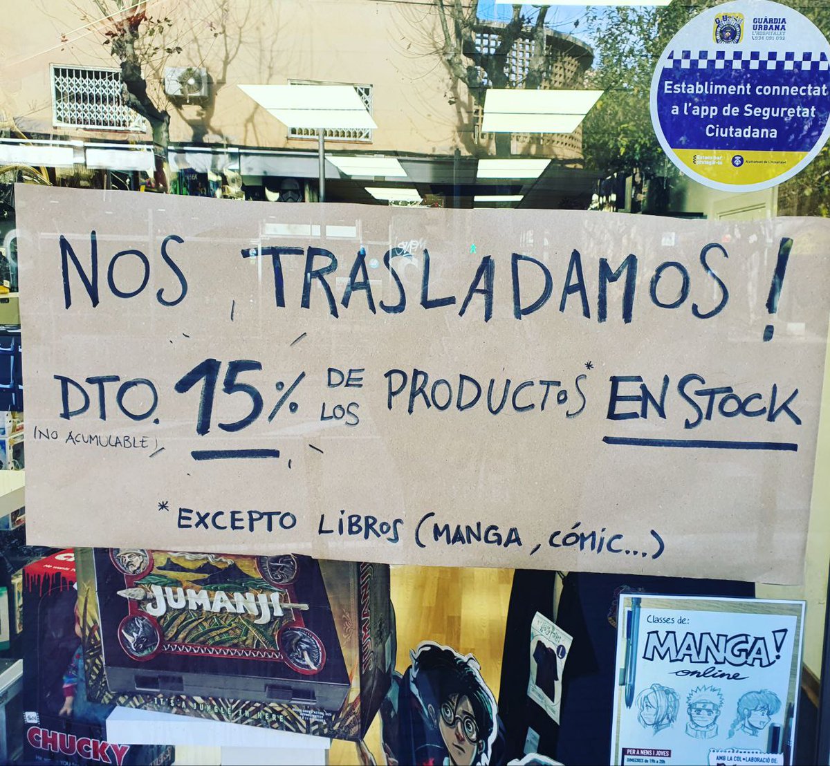 Familia… ¡NOS TRASLADAMOS! Asi que aprovechamos la oportunidad y os ponemos unos descuentazos chulos en el material que tenemos en stock por dos razones: 1- Para que os beneficiéis y 2- Para que nosotros carguemos menos…  ¿Nos ayudáis? 

elenanofriki.com
