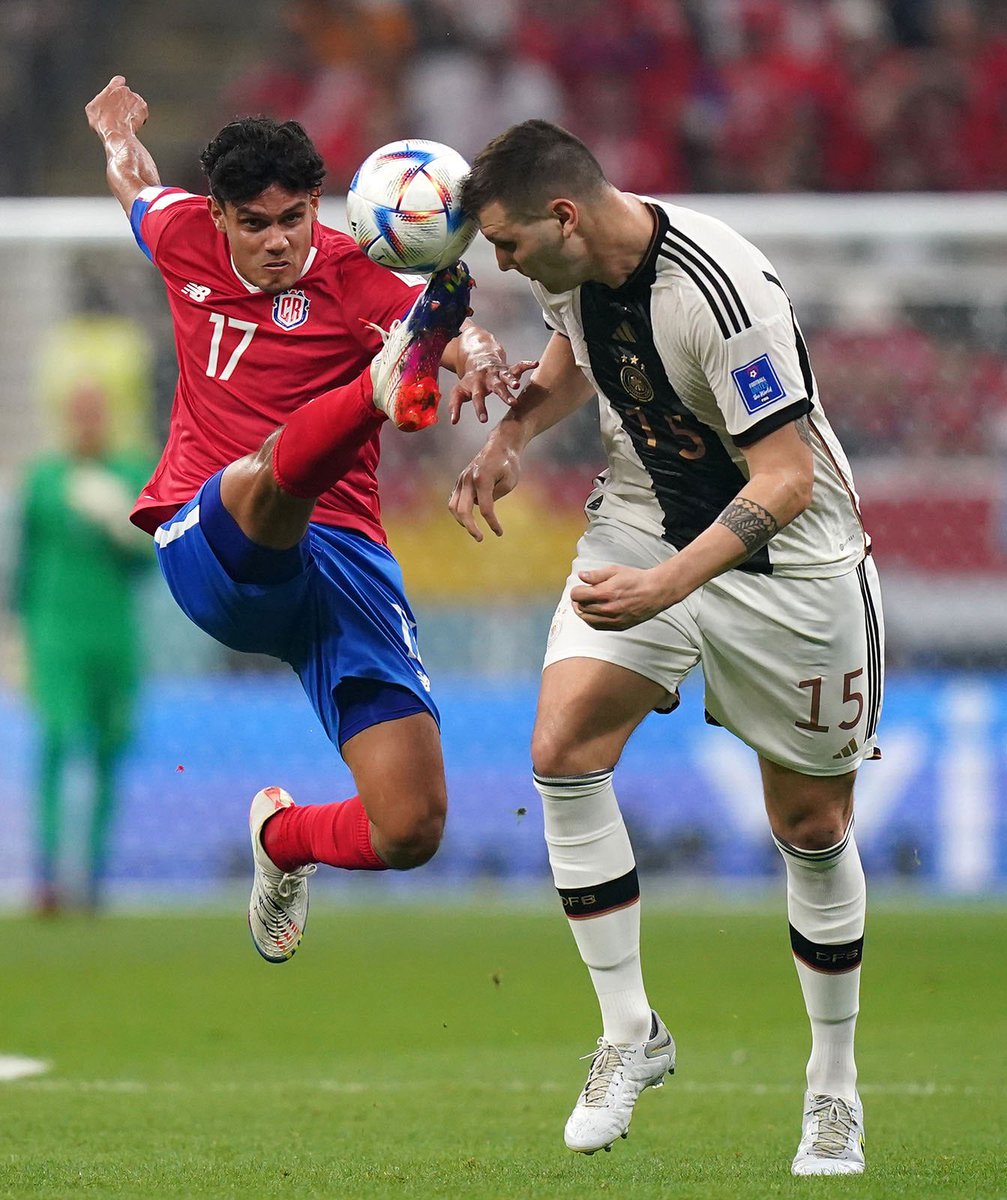 FPA_2020's tweet image. Fantastic images from our FIFA World Cup Qatar 2022 online gallery 📸by- 1️⃣- Stu Forster/Getty Images 2️⃣- Adam Davy/Press Association 3️⃣- @John_Sib /Reuters 4️⃣- @TopshotKirk /AFP - View all images in the exhibition at - footballphotographersassociation.co.uk/world-cup-2022…