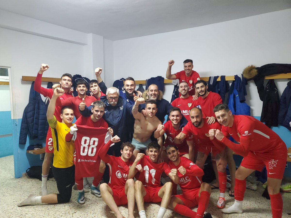 Nuestro FILIAL goleó a domicilio al <a href="/_CD_VILLANUEVA/">CD Villanueva</a> por 1️⃣-4️⃣.🤩

Victoria para seguir luchando por la salvación.💪🏻🔵

#MadeInLinarejos #ElLinaresEresTÚ 💙