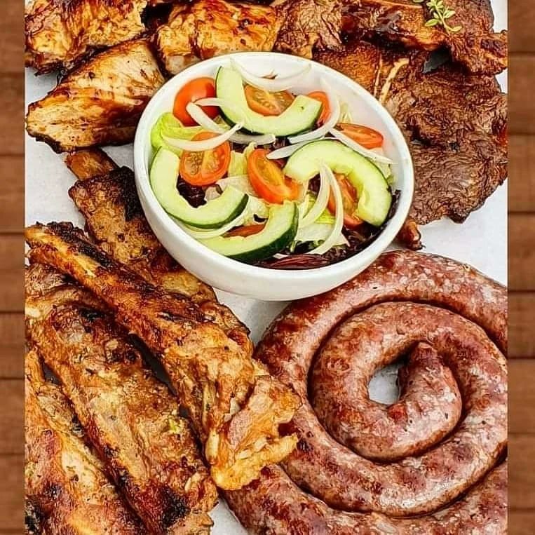 Findandgoo's tweet photo. Y'all should check out Thymeless Gourmet in Newlands. They've got amazing food!
https://t.co/DAMEQh5ujG
#findandgo #exploreyourcity #findandexplore #zimtourism #foodporn #foodtourism #zimfood #zimrestaurants #zimtravel #hararerestaurants #wheninzim #meetinzim #discoverzim https://t.co/mdSDgUvdAf