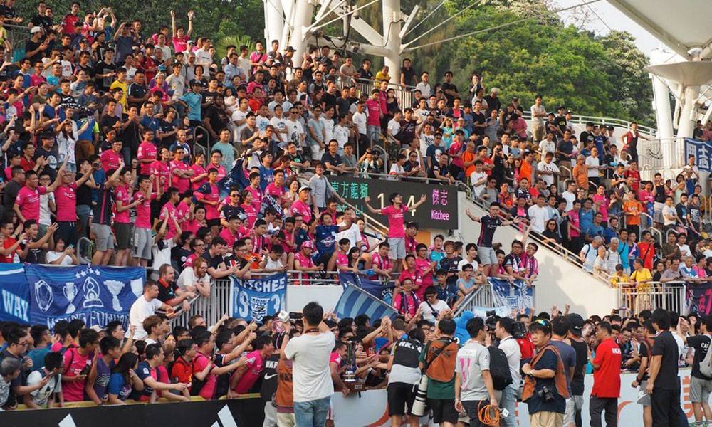 A Selection of Photos from <a href="/offsideHK/">Football in Hong Kong</a> from the last decade including some of <a href="/Boske9/">Dejan Damjanovic</a> by <a href="/christie_1122/">christie L.</a> 

Photos are from World Cup qualifiers to continental nights to league games played in front of 150 people
offside.hk/others/through…

#SportsPhotos #HK