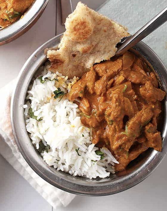 schmoozequeen's tweet photo. #Vegan Tikka Masala
Indian-spiced #masala sauce stewed w/ marinated #soycurls
Served over #cilantrorice #Plantbased #glutenfree @ButlerFoods
Served with homemade #naan and #salad #TikkaMasala
https://t.co/J0DJuO9hCz
@agargmd @SH_nutrition @SChasse49 @Jimbobwoo @mydarlingvegan https://t.co/T3wUahaF8j