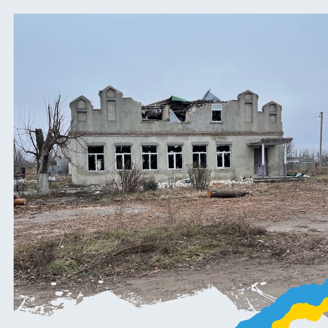 SunriseUkraine's tweet photo. People of the village of #Shevchenkovo #Mykolaivregion have not left their homes despite bombing.
Since April 2022 there is no gas,electricity. As a part of our project “Let's keep #warmUkraine”, #Sunrise delivered them gas heaters and stoves.
You can help
https://t.co/qO7oELgaF2 https://t.co/6J1UHDbA6L