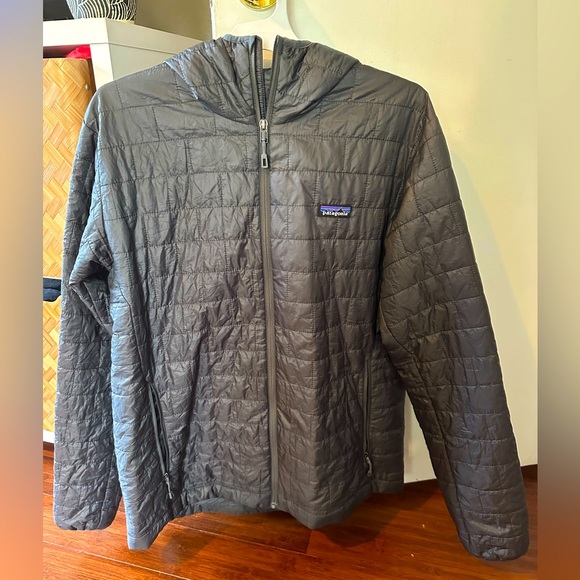 gnar_nasty's tweet photo. So good I had to share! Check out all the items I'm loving on @Poshmarkapp #poshmark #fashion #style #shopmycloset #patagonia: https://t.co/f0ybXfW8Wd https://t.co/RUH7cLdtPV