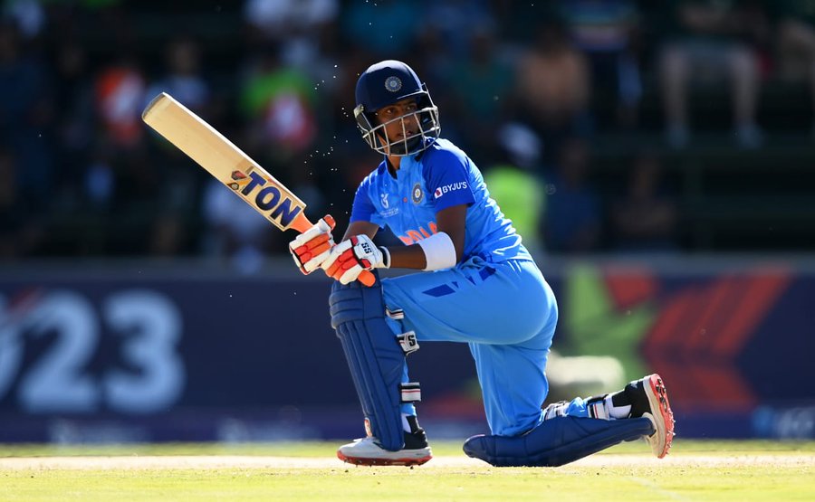 iamboyaman's tweet image. Shweta Sehrawat these days :
Eat, Score Runs, Sleep, repeat 
#INDvsUAEonFANCODE